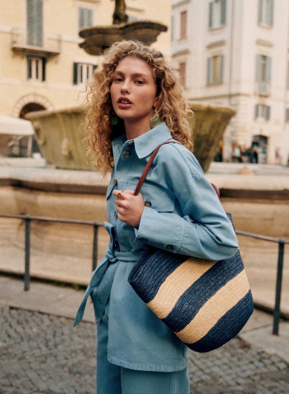 Sezane Jacken: Sezane - Jacke Marena Damen Hellblau Gr. 34 – Gebraucht aus Zürich von lel_m7wy 1