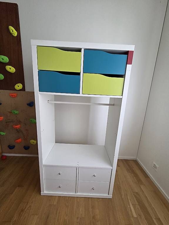 Scaffali: Ikea Kallax  – Usato da Zürich venduto da mvalle.nieto