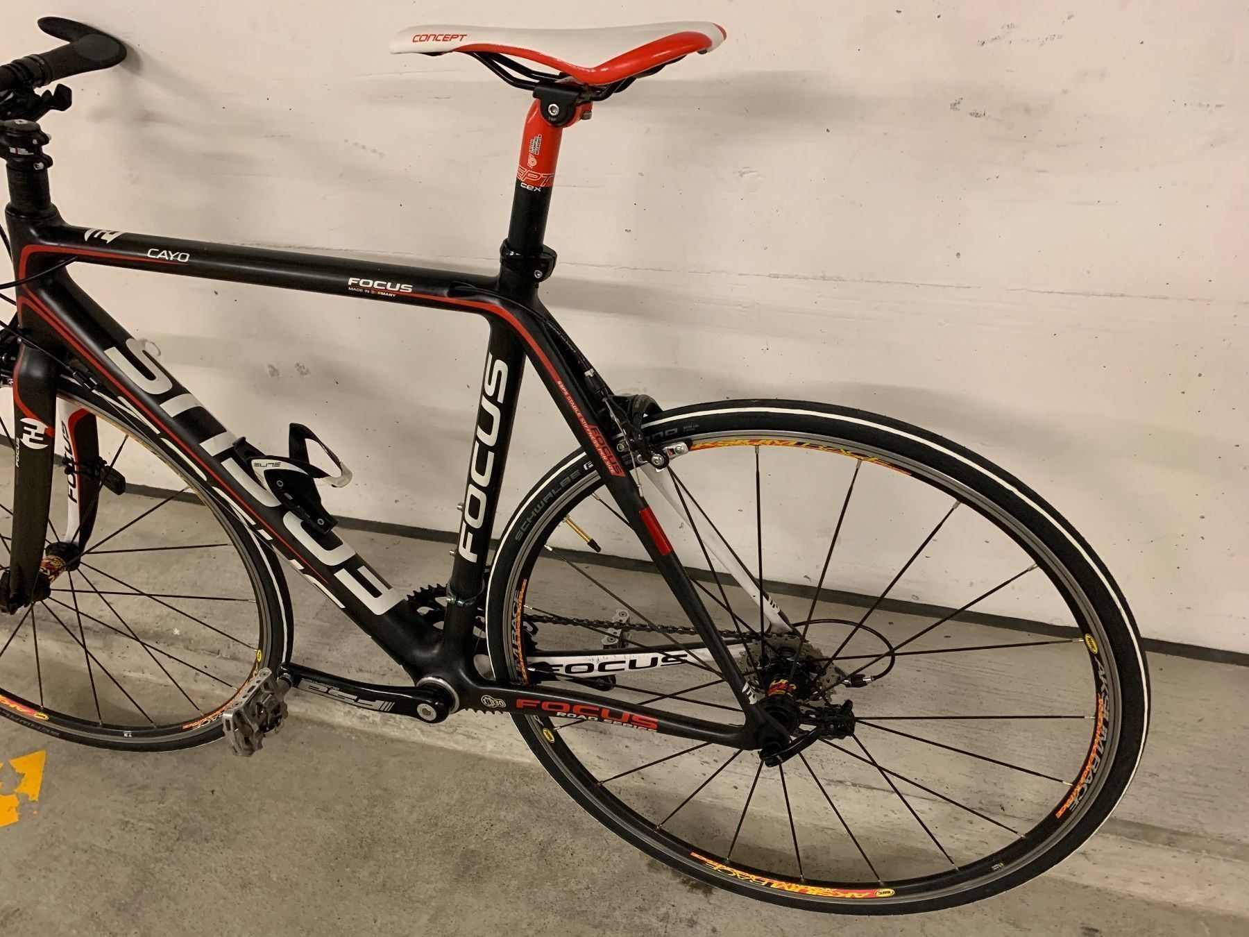 Biciclette: Carbon Rennrad Focus – Usato da Zürich venduto da divertimento4 6