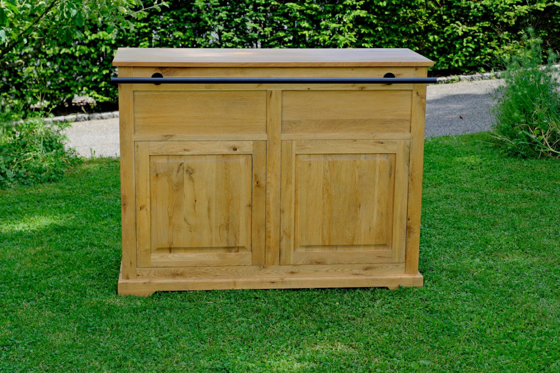 Allestimento di negozi e stand fieristici: Barschrank Eiche Massivholz – Usato da Wittnau venduto da soar-high 3