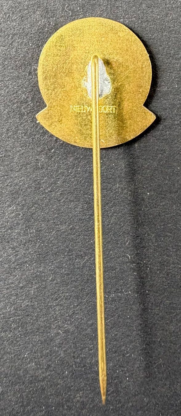 Placchette & Badge: VINTAGE ANSTECKNADEL – Usato da Ostermundigen venduto da wini63 1