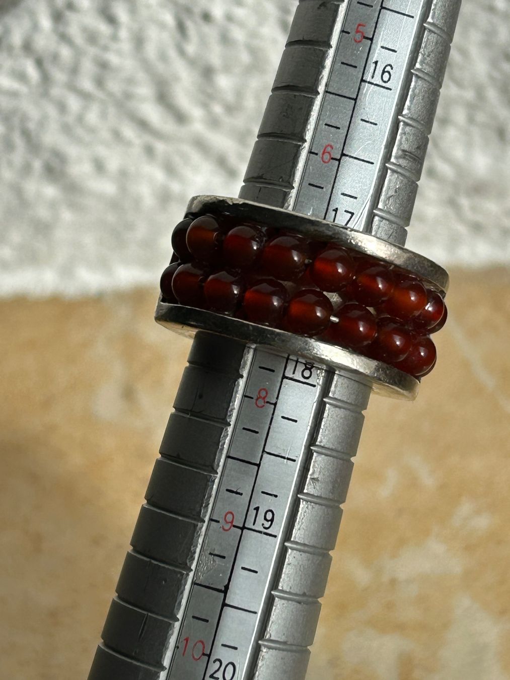 Ringe: Handgefertigter Ring, Silber mit roten Glasperlen (56) – Gebraucht aus Dittingen von Bijoubelle 8