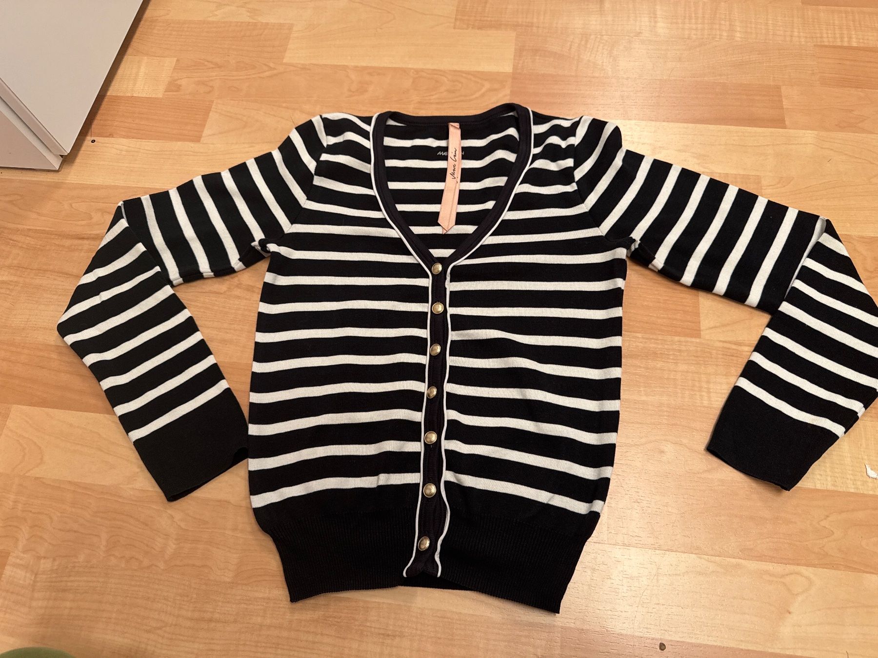 Marc Cain Jacken: Marc Cain Strickjacke, gestreift, Gr.S – Gebraucht aus Oberweningen von Ardnas89