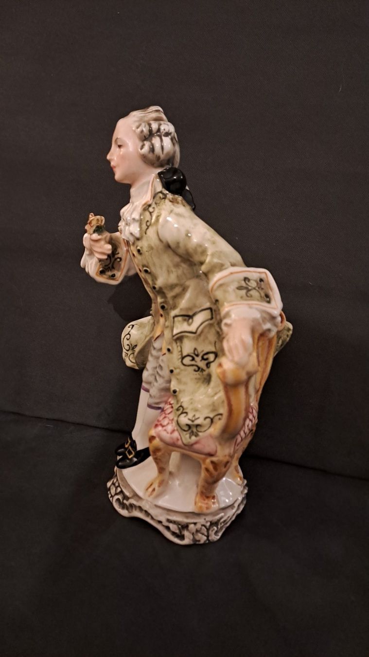 Statuette: Cevallier Porzellan Figur – Usato da St. Gallen venduto da Naomi290485 1
