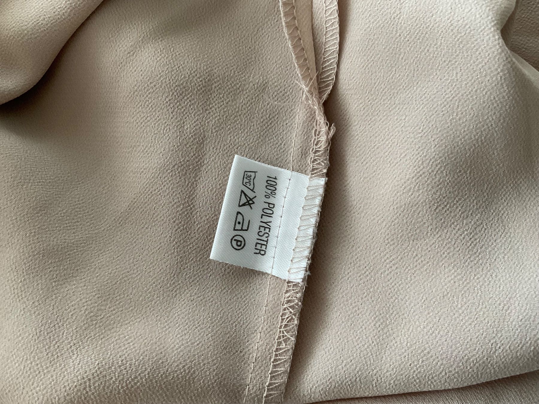 Camicette: Bluse Gr. 40/42 Beige – Usato da Rümlang venduto da euqinom16 3