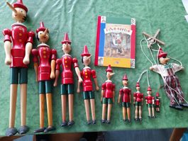 Pinocchio-Figuren, Holz, 9 Stück, Buch, Marionette
