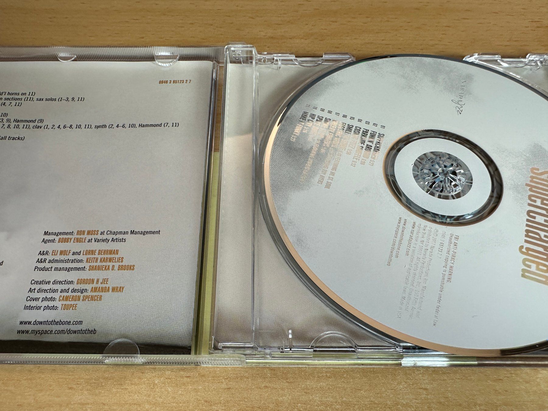 CD: Down To The Bone – Supercharged – Usato da Rikon im Tösstal venduto da Alpenmutz 2