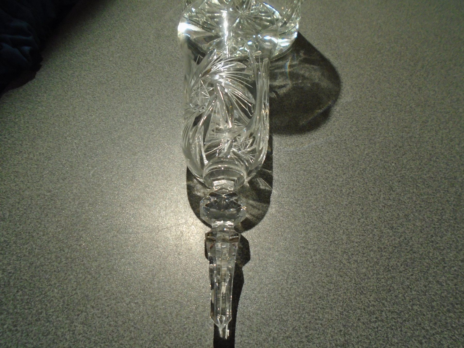 Karaffen: Karaffe Glas, verziert – Gebraucht aus Zürich von abraxas1291 1