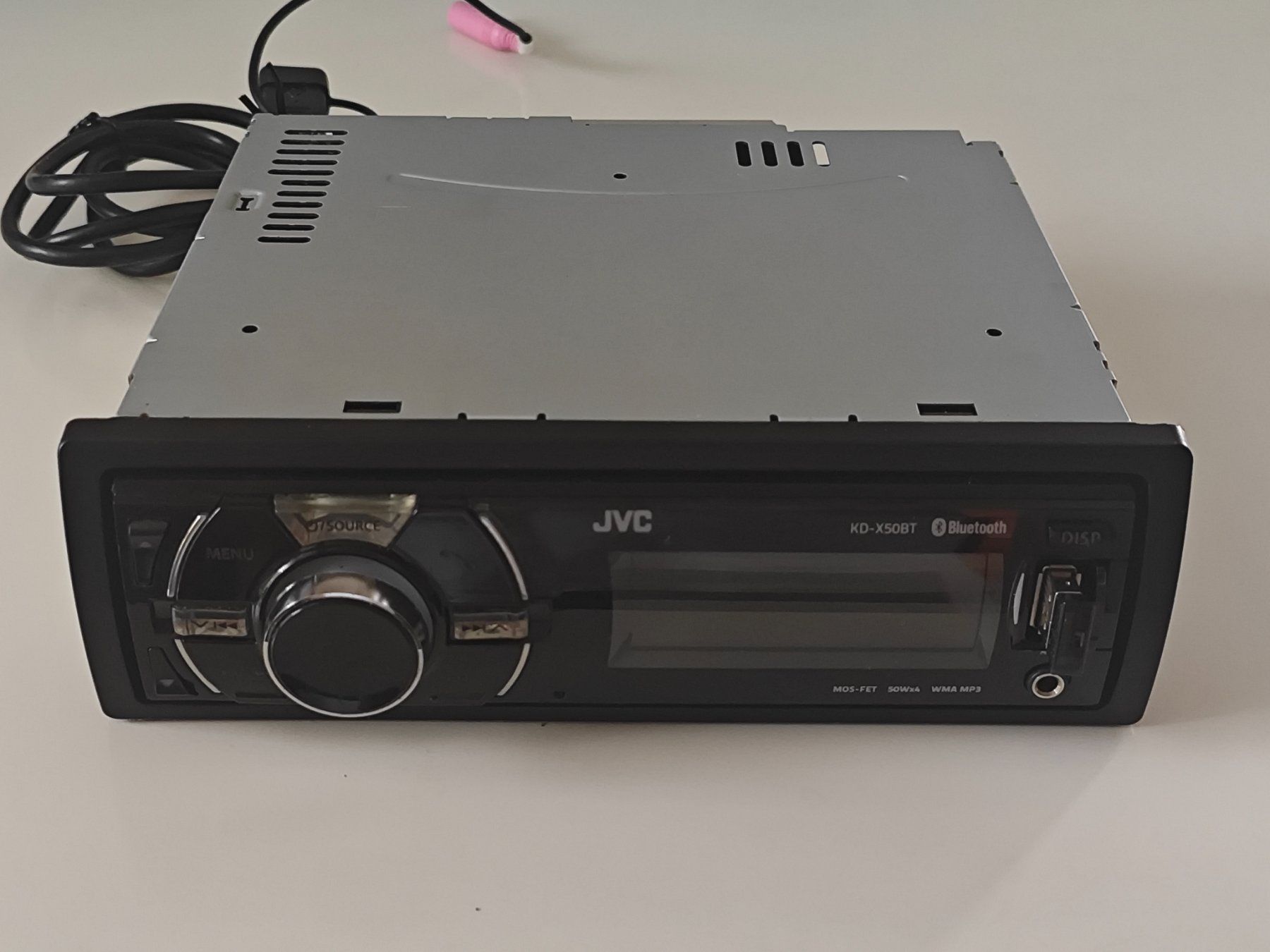 JVC Radios: JVC KD-X50BT / Autoradio mit Bluetooth – D'occasion à Baden par aloha_1 1