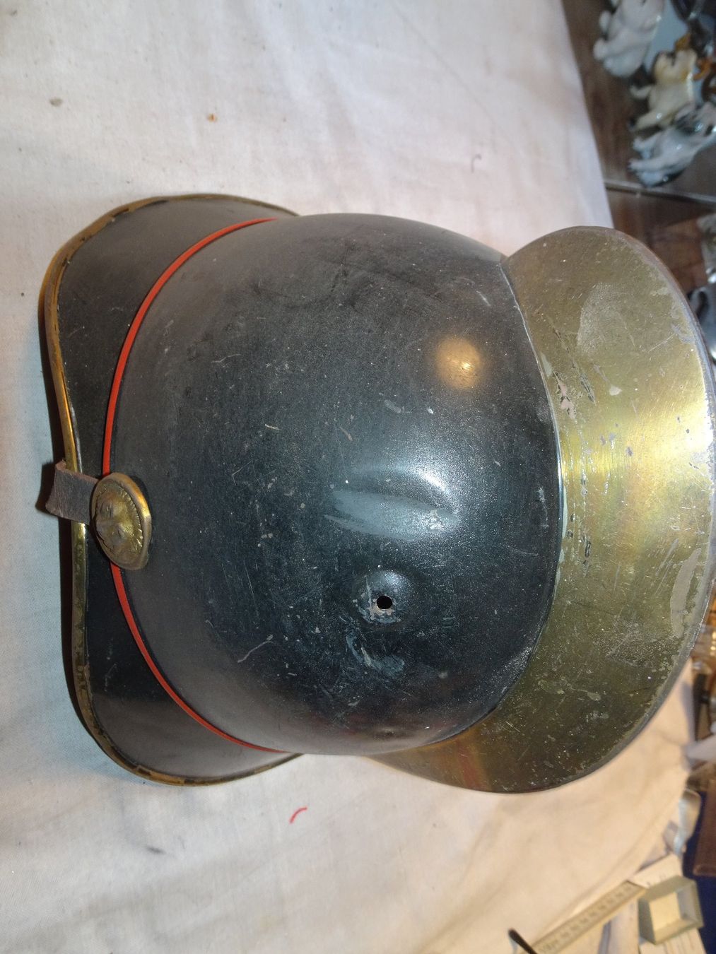 Abiti antichi: Antiker Helm – Usato da Bichwil venduto da Silbereule9 3