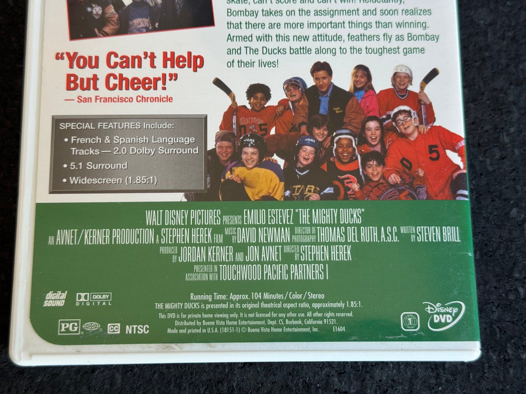 Tutti i DVDs: The Mighty Ducks "a definite winner" DVD EN Ländercode 1+4 – Usato da Fribourg venduto da tschjoly 3