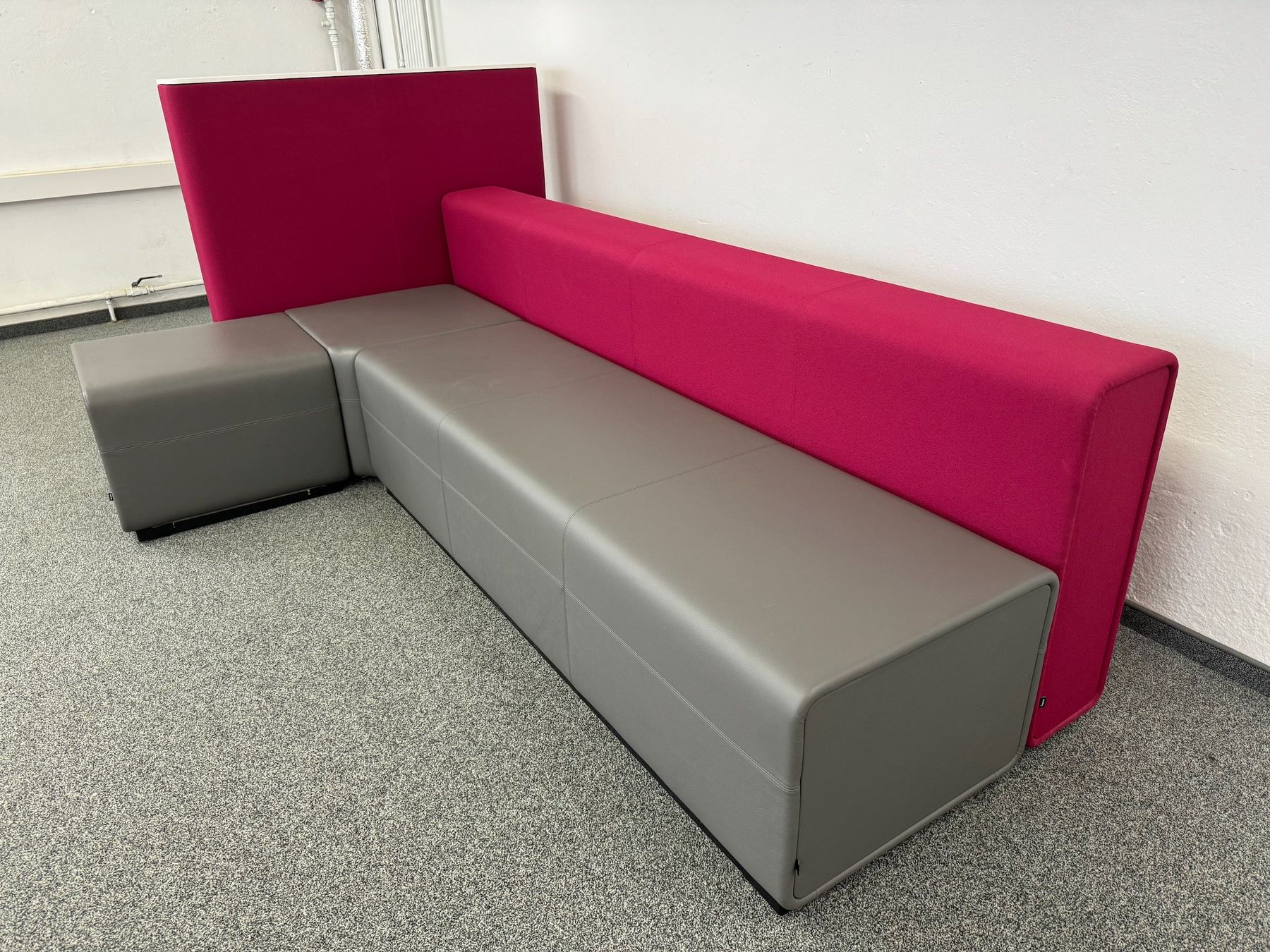 Fast Divani: Bene PARCS CAUSEWAY Lounge Sofa Big – Usato da Schönenwerd venduto da mcofficeshop 3