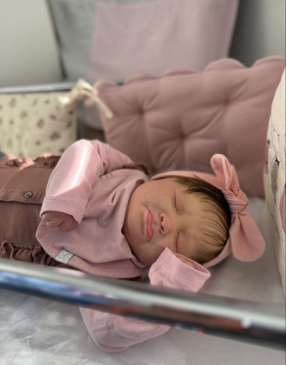 Reborn Puppen: Reborn – Neu (gemäss Beschreibung) aus Unterentfelden von van_m8g7 6