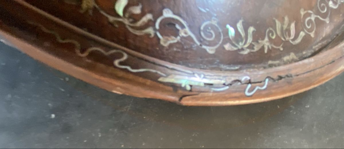 Articoli in legno: Ovale Holztafel mit Perlmutt-Intarsien – Usato da Kirchlindach venduto da Ovalix 6