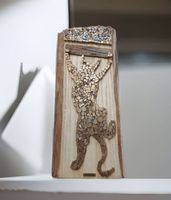Bezaubernde kletter Katze, aufwändige Handarbeit