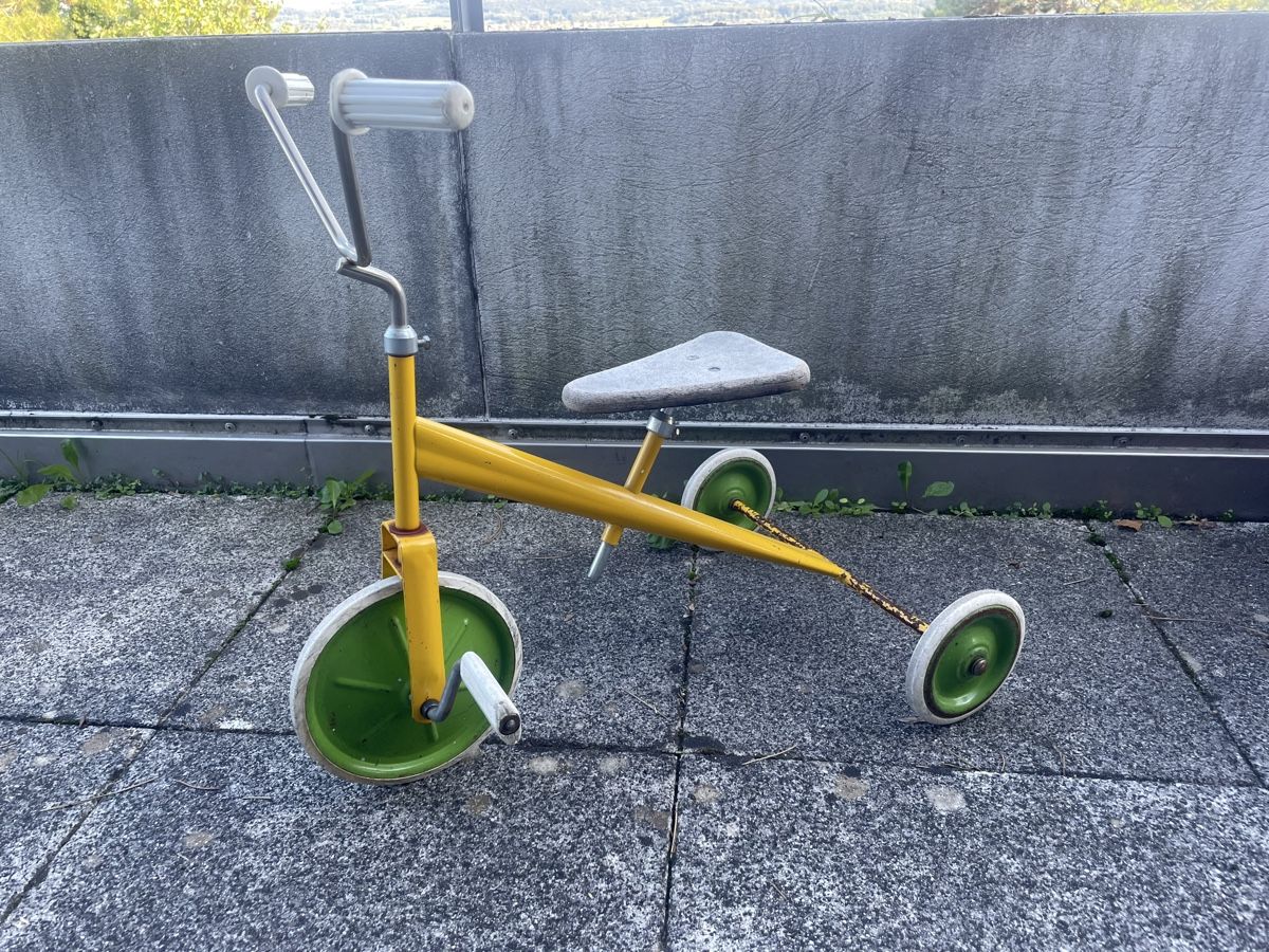 Wisa Gloria Fahrzeuge für Kinder: Ancien Tricycle Wisa Gloria – Gebraucht aus Vallamand von Bricbracbroc82