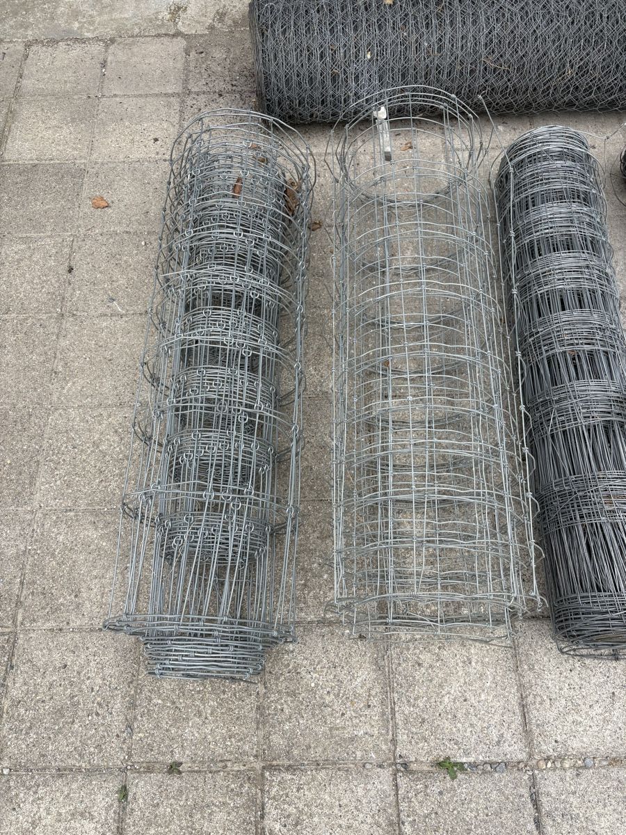Griglie e Inferriate: Diverse Rollen Drahtgitter gebraucht – Usato da Schwerzenbach venduto da HerrMinze 1