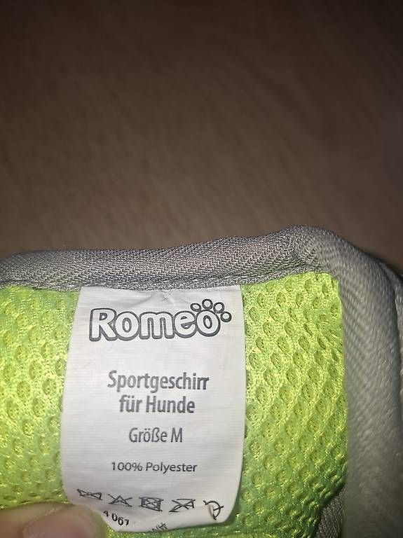 Guinzagli & Collari: Sportgeschirr M – Usato da Altbüron venduto da lar_sc6t 2
