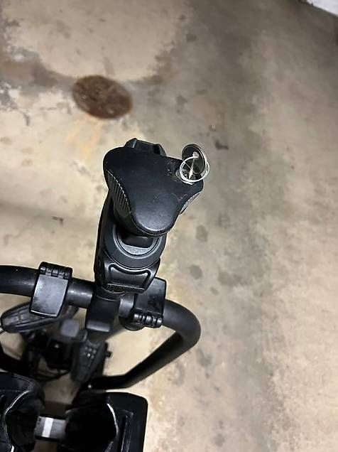 Balken: Thule Easyfold XT 3 Veloträger – Gebraucht aus Niederhelfenschwil von mar_tpw7