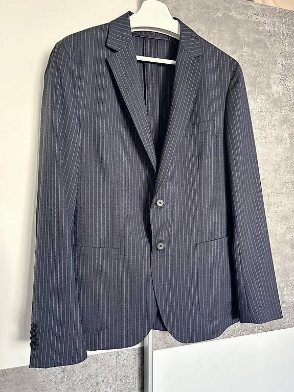 Hugo Boss Giacche: Blazer Boss, Grösse 50, neuwertig – Nuovo (secondo la descrizione) da Niederglatt ZH venduto da Julia_4