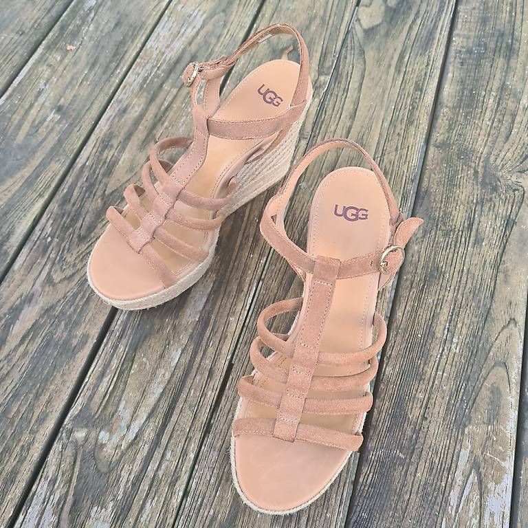 Ugg Damenschuhe: UGG High Heel Sandalette, 39 – Gebraucht aus Kriens von Sk8punk7 3