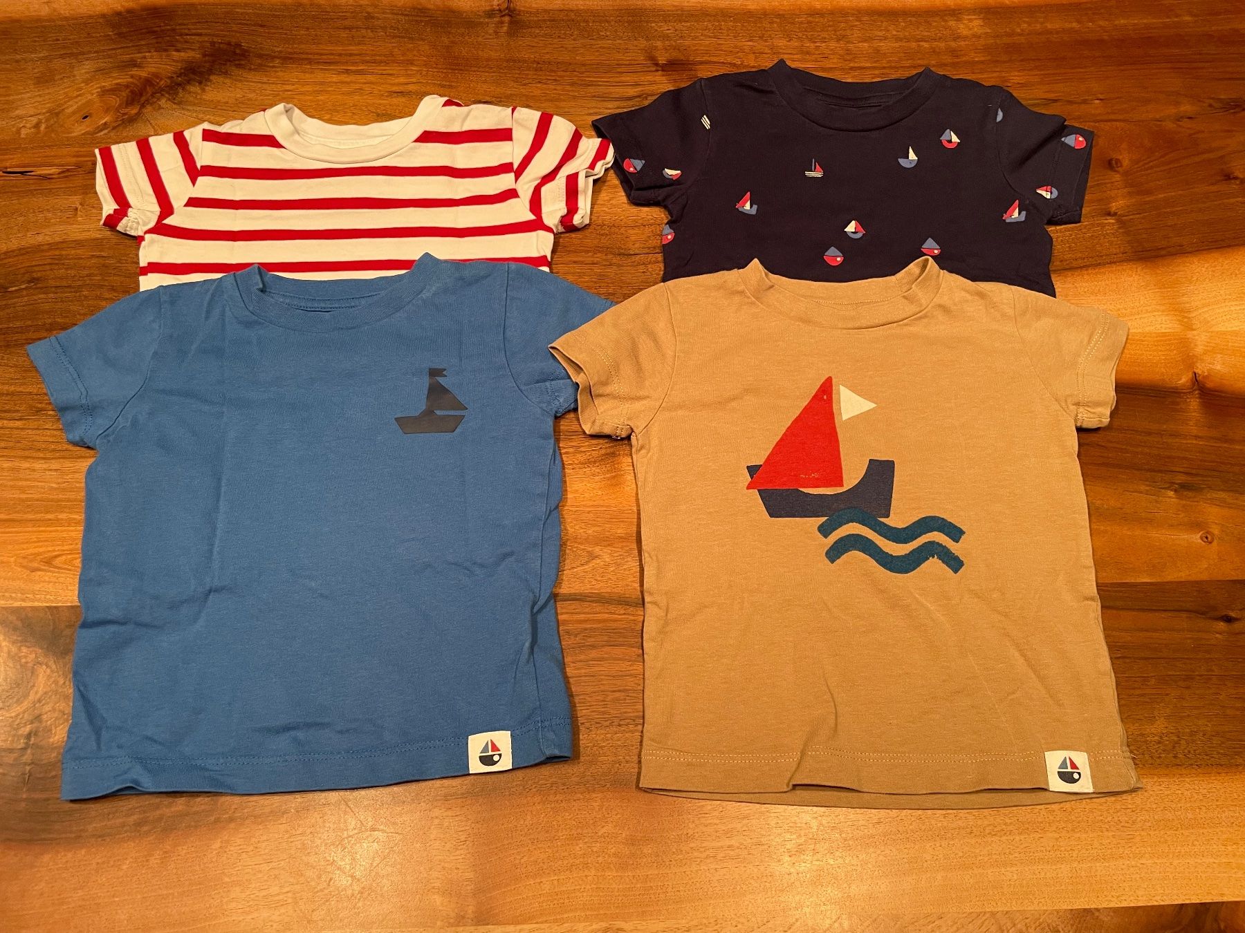 Next Camicie, T-shirt & Polo: 4 T-Shirts von NEXT, Grösse 74 – Usato da Haslen AI venduto da s176