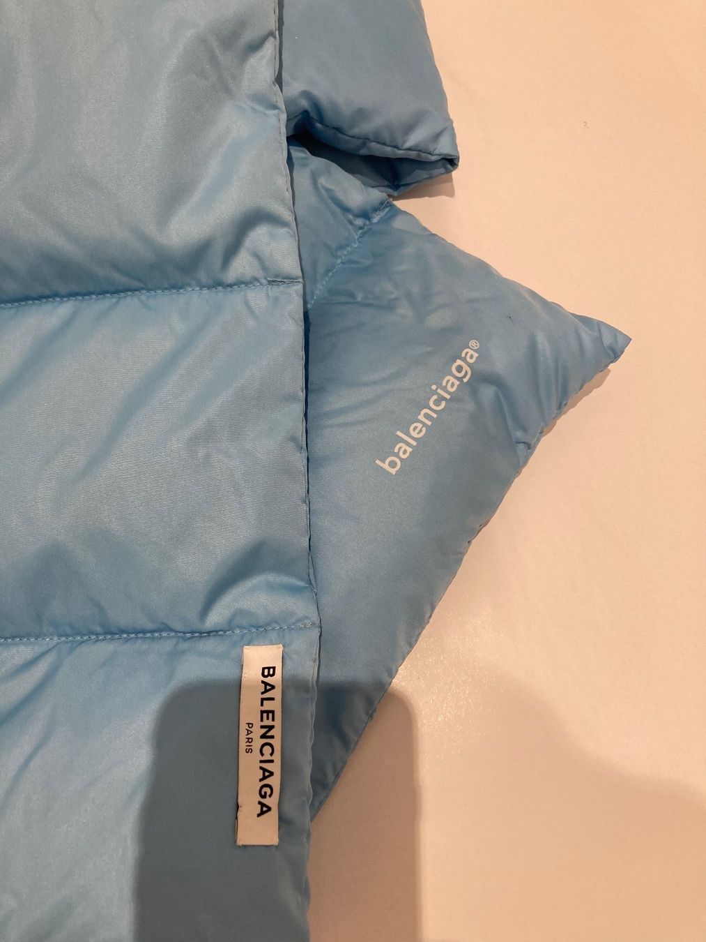 Balenciaga Foulard & Sciarpe: Balenciaga sciarpa Schal scarf – Usato da Paradiso venduto da Kayakara 3
