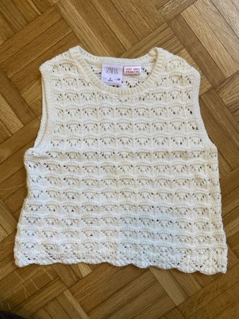 Zara Stricktop Lochmuster creme, Gr. 98 / 3 J.