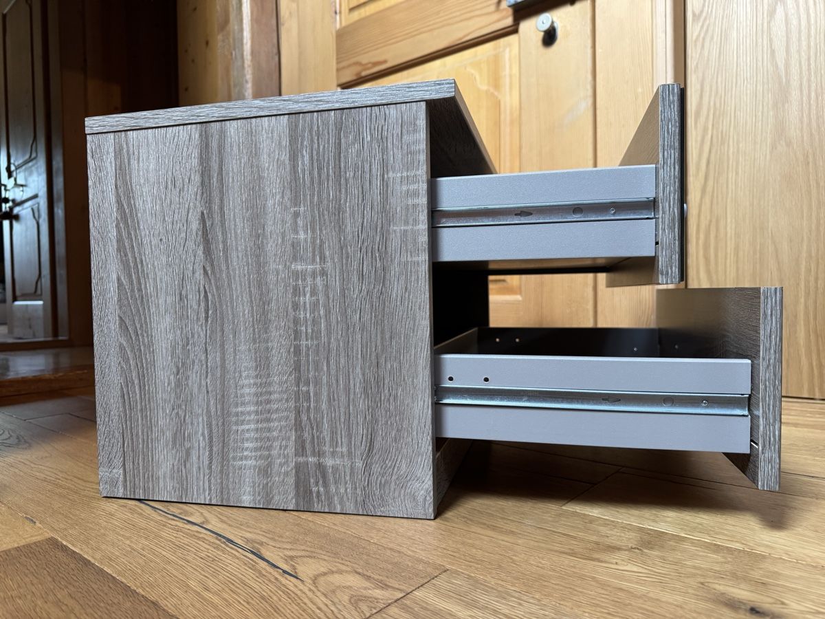 Nachttische: Nachttisch mit 2 Schubladen Holzoptik/Glas – Gebraucht aus Nesslau von laurazimtstern 8