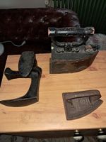 Bügeleisensammlung – Vintage-Bügeleisen & Amboss