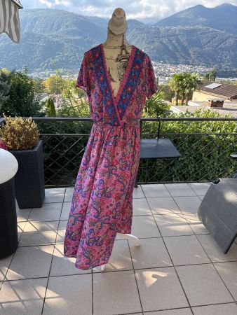 Kleid 100 % Seide Neu (1Size)