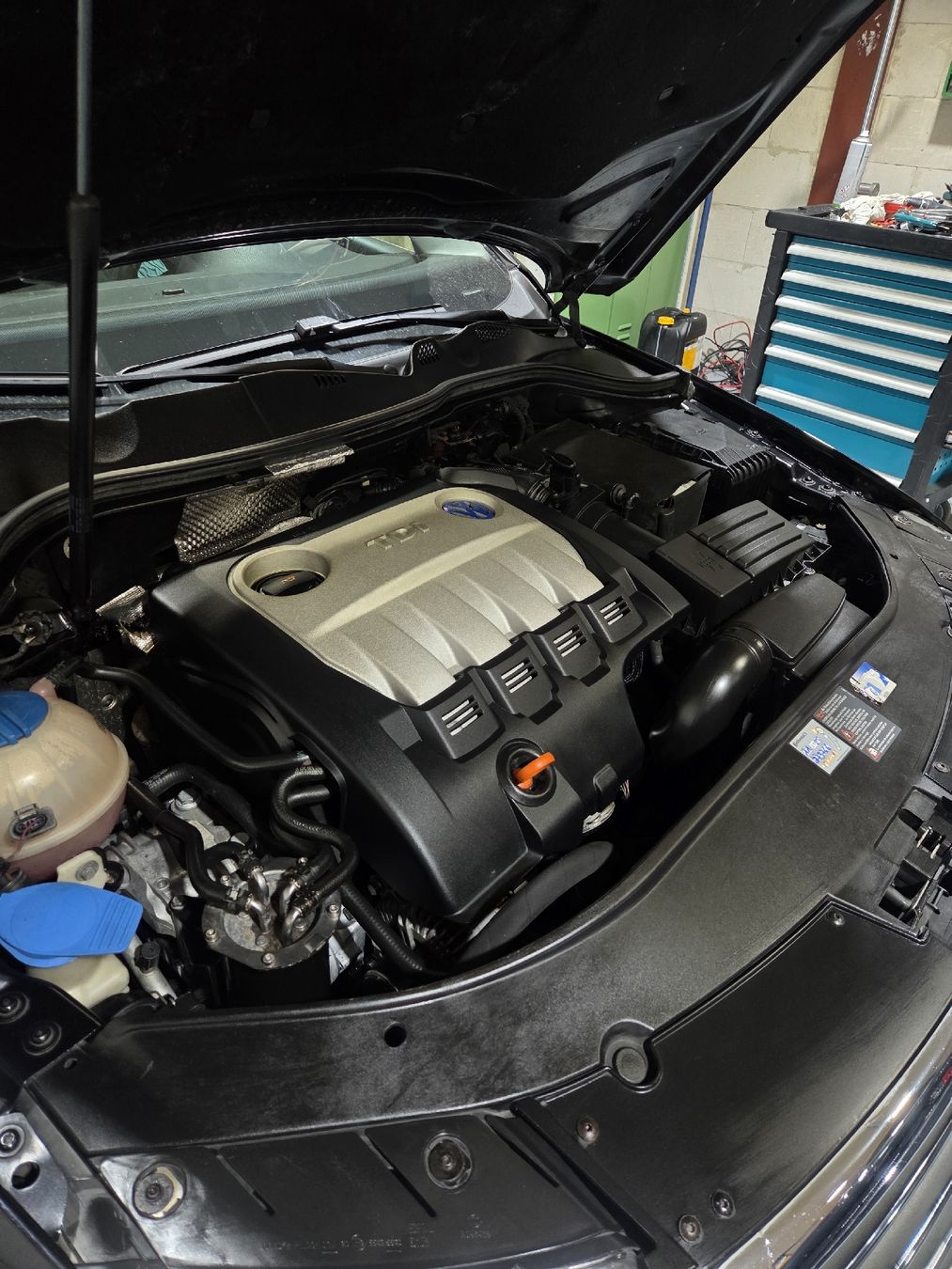 VW Automobili: VW Passat 2.0 TDI – Usato da Rümikon AG venduto da Leontin36 3