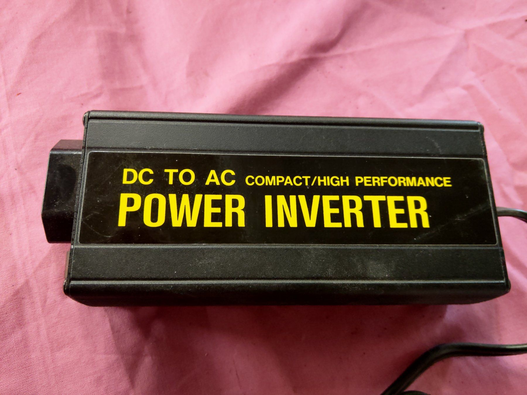 Convertitori: Spannunswandler DC-AC – Usato da Unterengstringen venduto da Olifant4