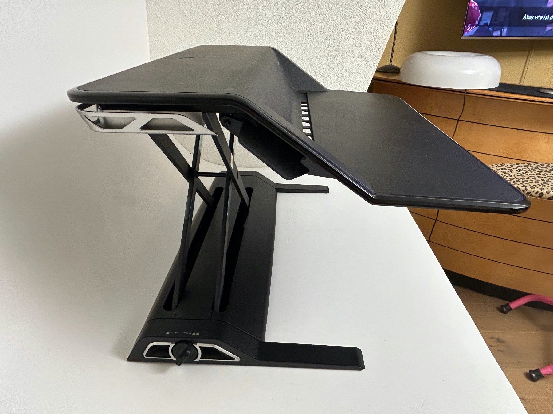 Scrivanie: Computer Arbeitsplatz, Sitz-Steh Workstation Lotus – Usato da Rheineck venduto da emma.gut 6