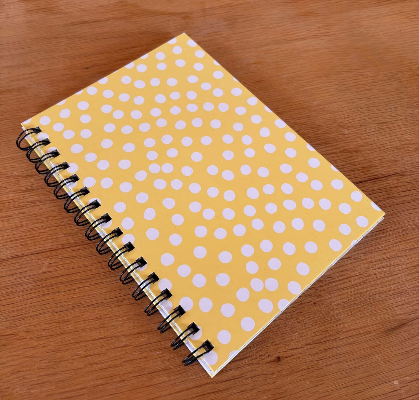 Schreibblöcke: Notizbuch / Ringheft Polka Dots,Hardcover – Neu (gemäss Beschreibung) aus Siblingen von Vany_McDougall 8