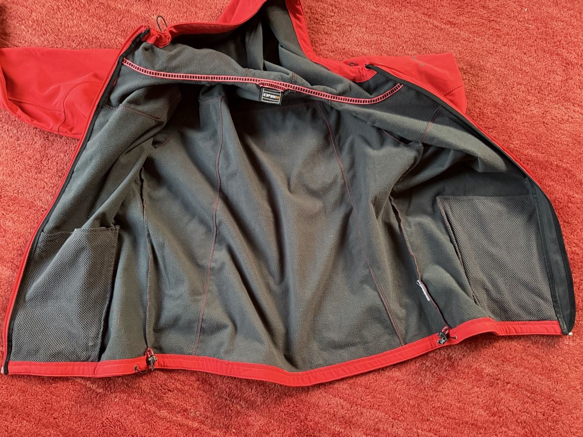 Icepeak Giacche: Rote Icepeak Softshell Kapuzen Jacke , Grösse  L Unisex – Usato da Biel/Bienne venduto da SirRolf 6