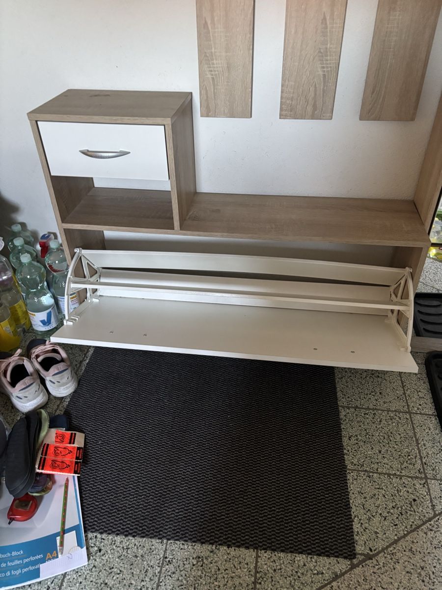 Porte manteau: Garderobe  – D'occasion à frenkendorf par bramborka 2