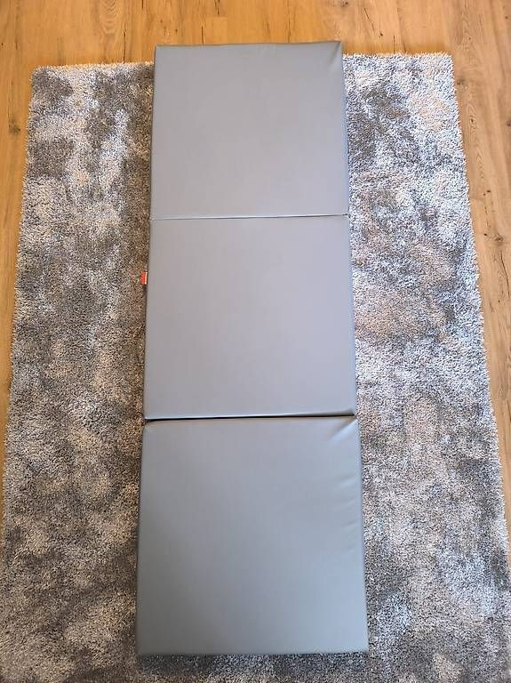 Tappetini fitness: Faltbare Gymnastic Matte Grau BenchK – Usato da Bauma venduto da Chantal07 1