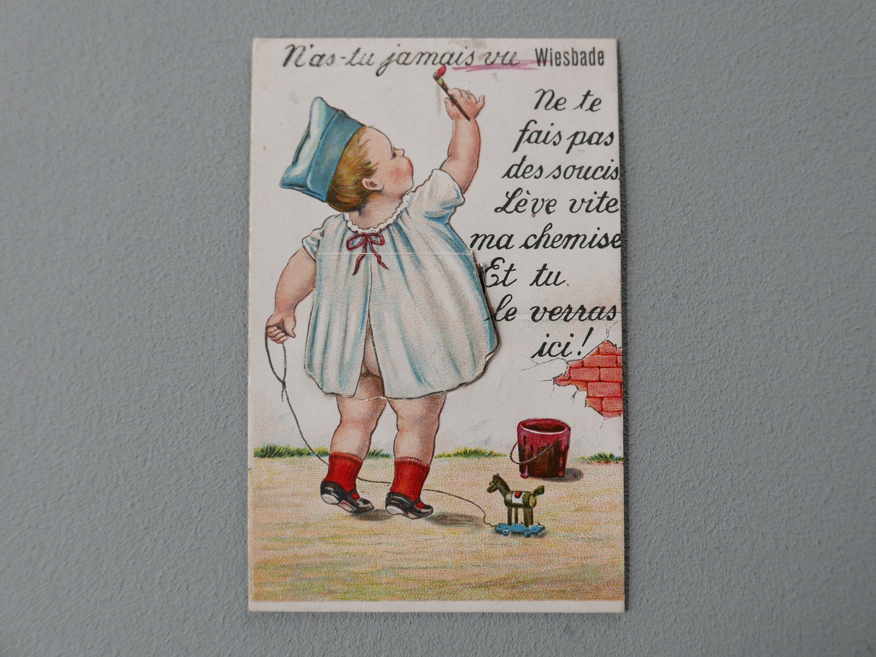Cartoline postali: ANTIKE ANSICHTSKARTE MIT BILDERBOGEN VON WIESBADEN – Usato da Balgach venduto da Zwischenraum 1