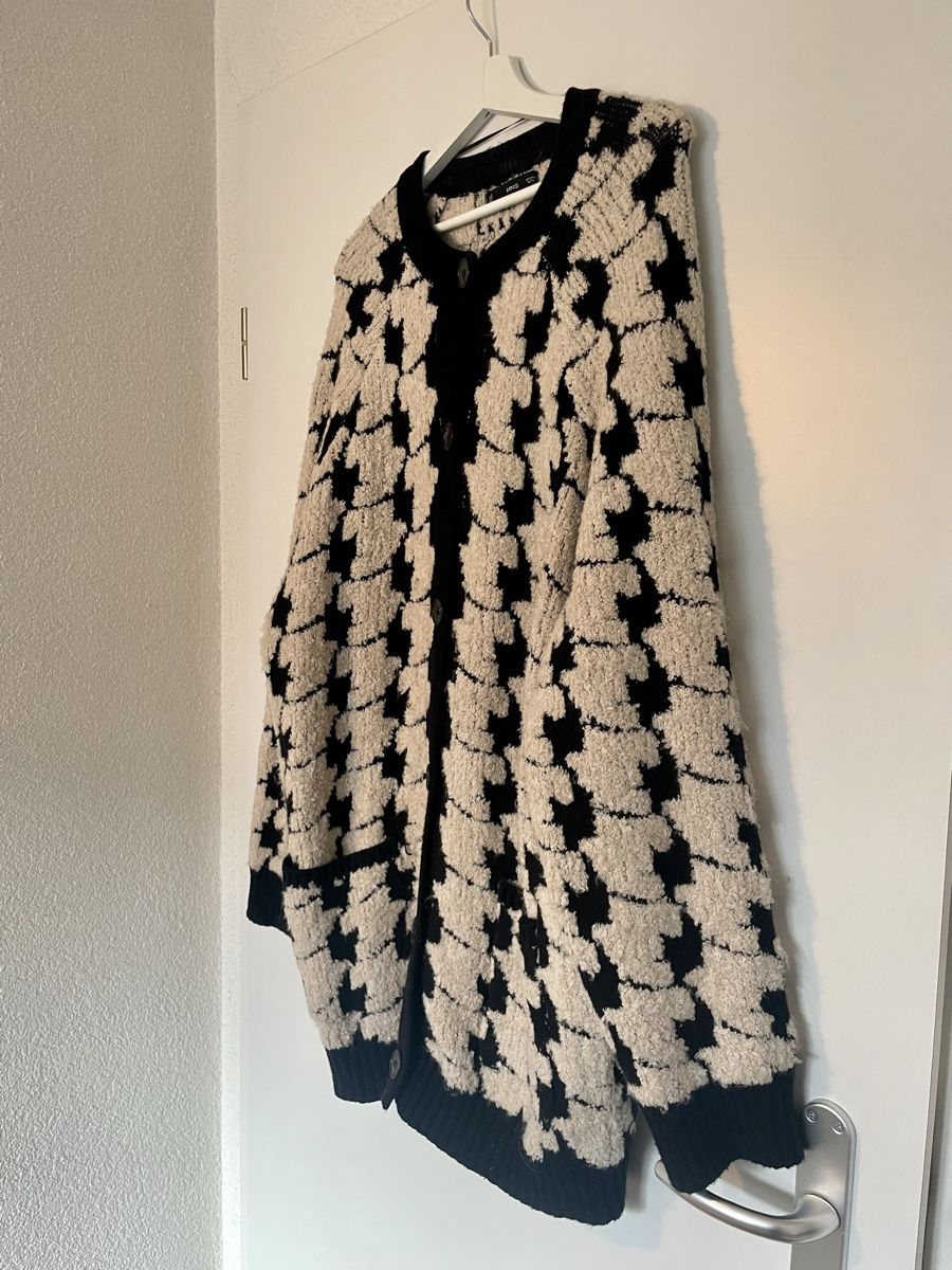 Mango Maglioni & Felpe: Stylish Knit Cardigan - Oversized – Nuovo (secondo la descrizione) da Roche VD venduto da closetcleanse 5