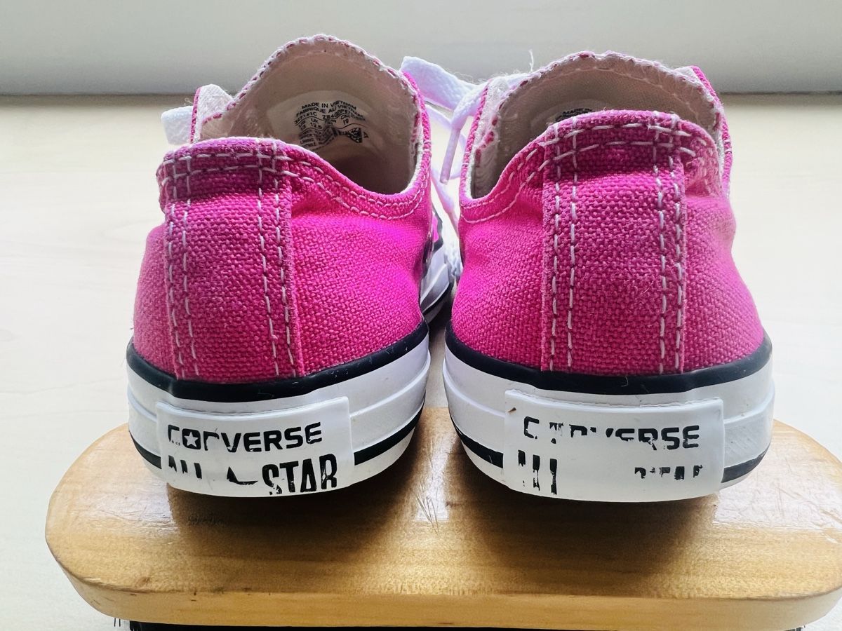 Converse Scarpe da uomo: Converse CHUCK TAYLOR ALL STAR UNISEX – Usato da Penthaz venduto da cle_5kl2 2