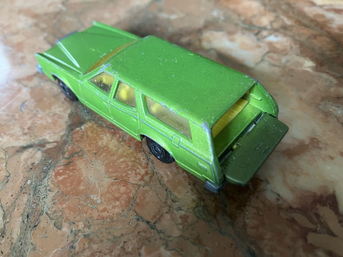 Matchbox Modellini d'auto: Matchbox Cougar Villager – Usato da Liebefeld venduto da PoloLePoulpe 3