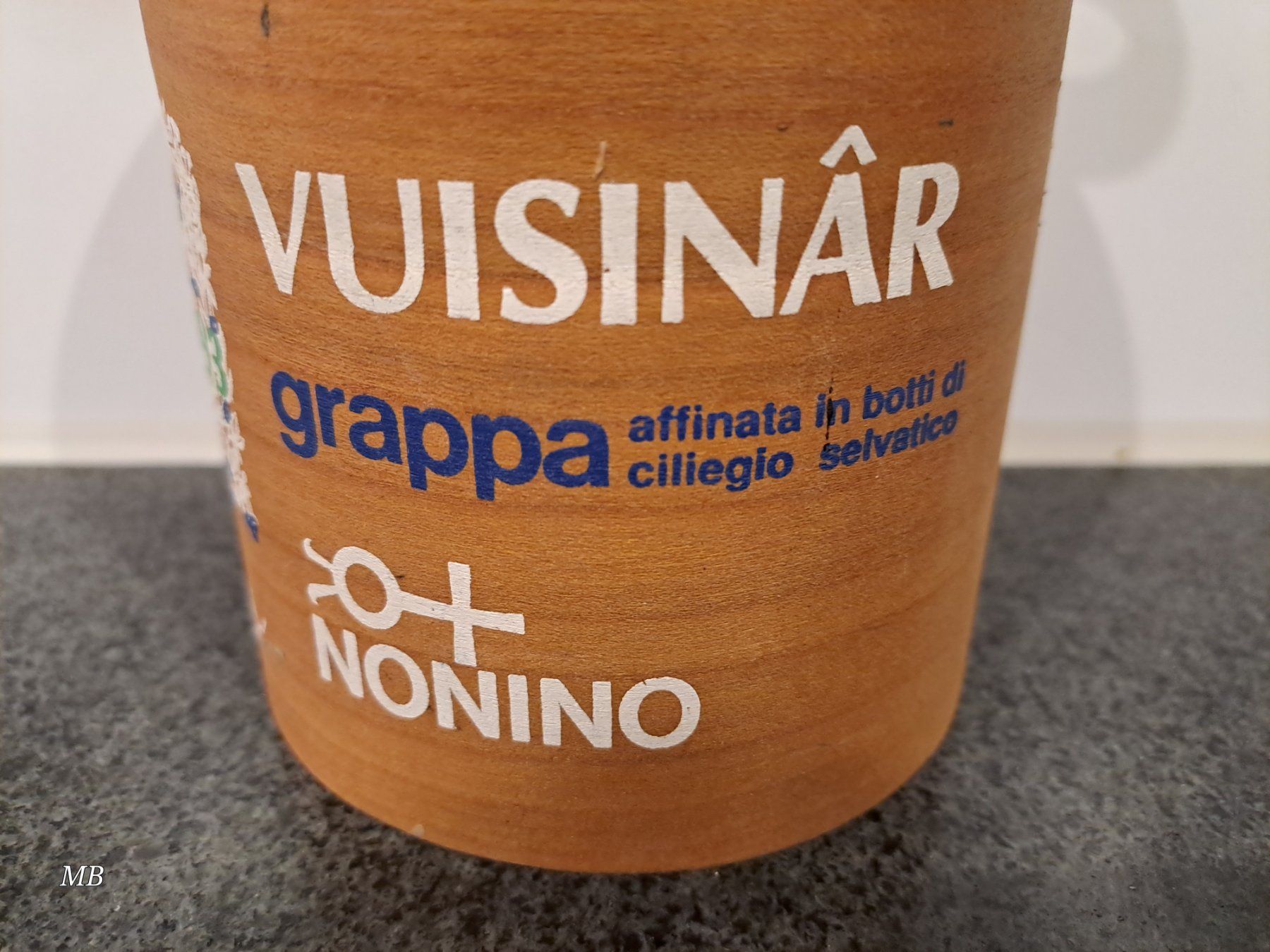 Bevande alcoliche: Nonino Vuisinar Grappa 1993 inkl. Box – Nuovo e nell'imballaggio originale da Elsau venduto da Kellerraeumung 6