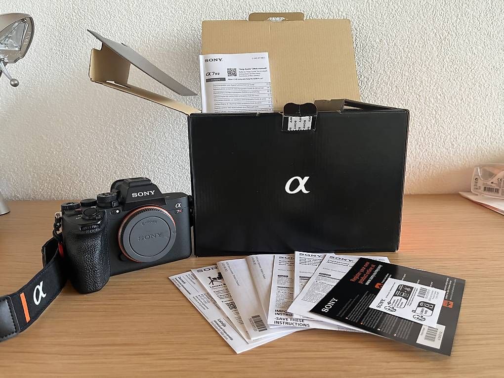 Fotocamera: Sony A7 RV  – Usato da Sutz-Lattrigen venduto da gbu_wp97 1