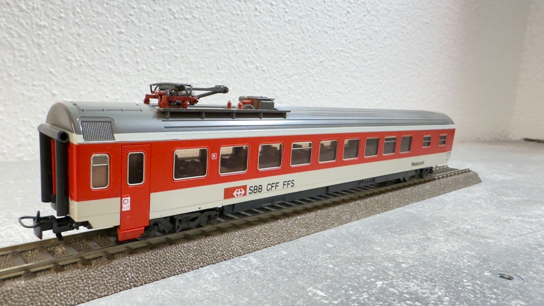Märklin Modellini di ferrovie: Märklin Speisewagen H0 / AC – Usato da Schlieren venduto da rat_lq6b