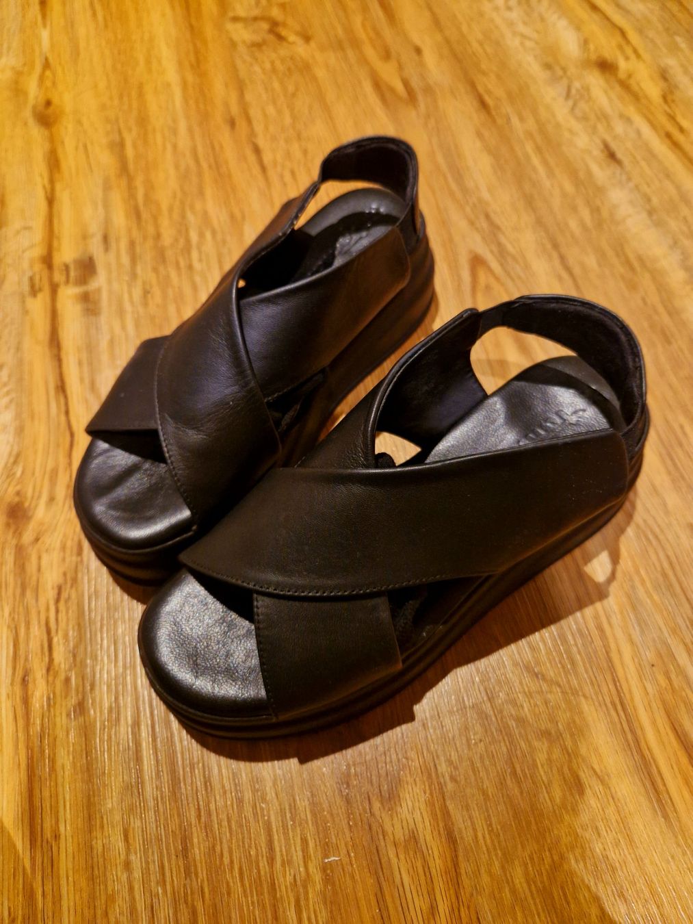 Tamaris Scarpe da donna: Leder Sandalen Tamaris 37 – Usato da Buttikon SZ venduto da Joanna128 2