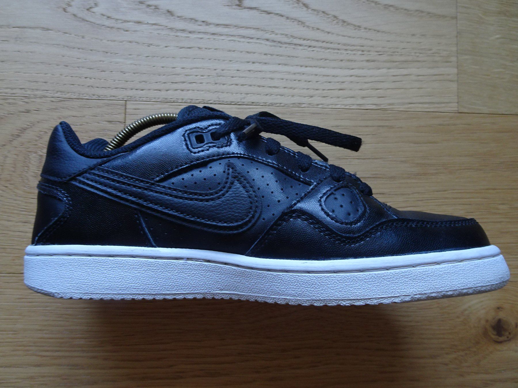 Scarpe da donna: Sneakers Nike Force Grösse 36.5 – Usato da Biberist venduto da Maxime543 2