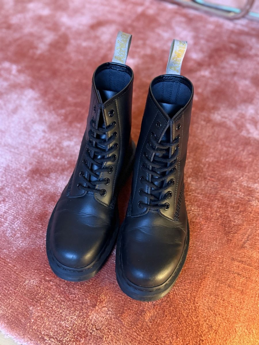 Scarpe da uomo: Dr. Martens 1460 Bex Mono Gr. 38 – Usato da Zürich venduto da camilot