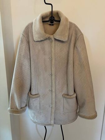 Winterjacke gefüttert 