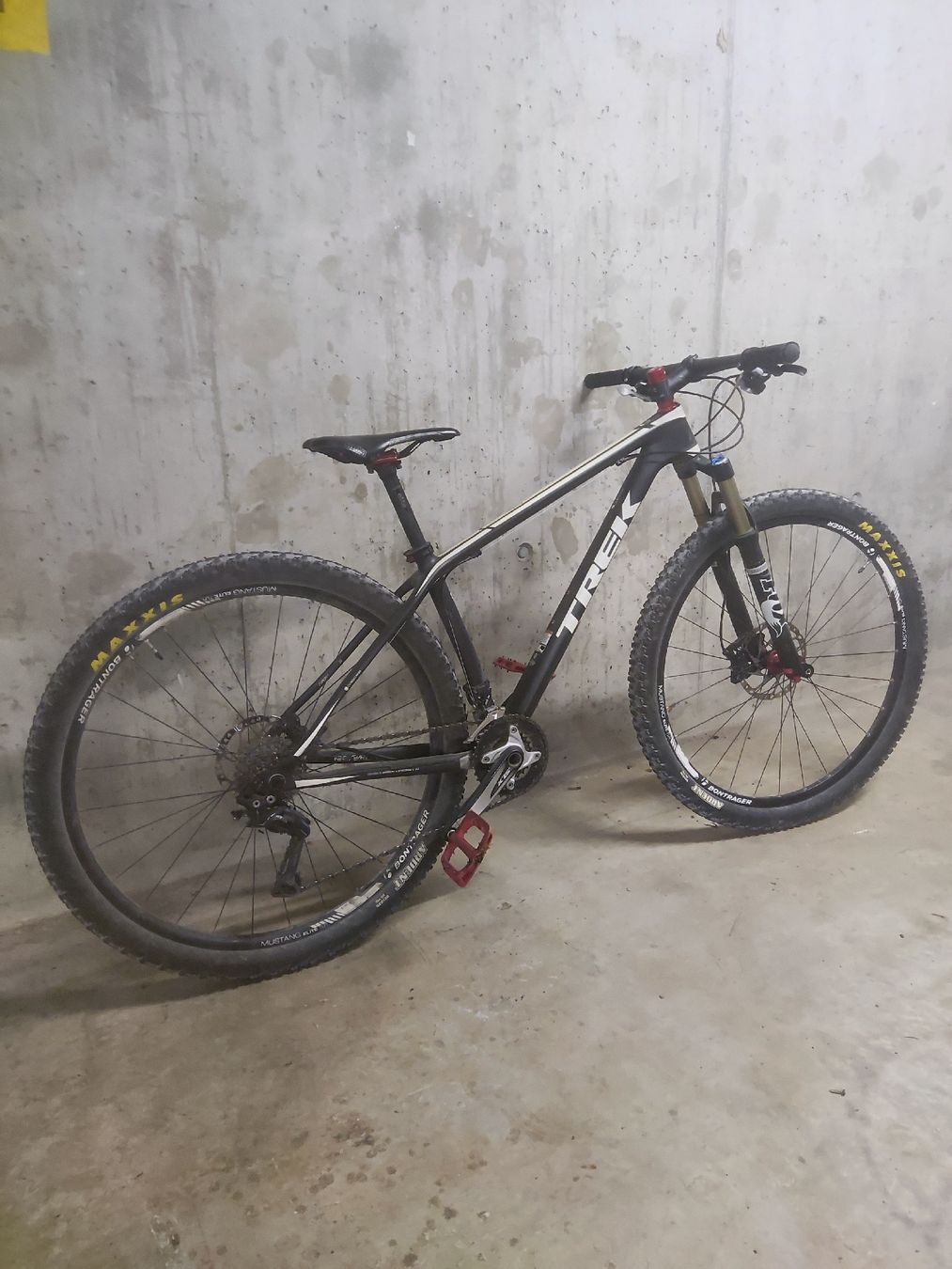 Trek Vélos: TREK CARBON SUPERFLY 9.7 – D'occasion à Wetzikon ZH par JessterOID 1